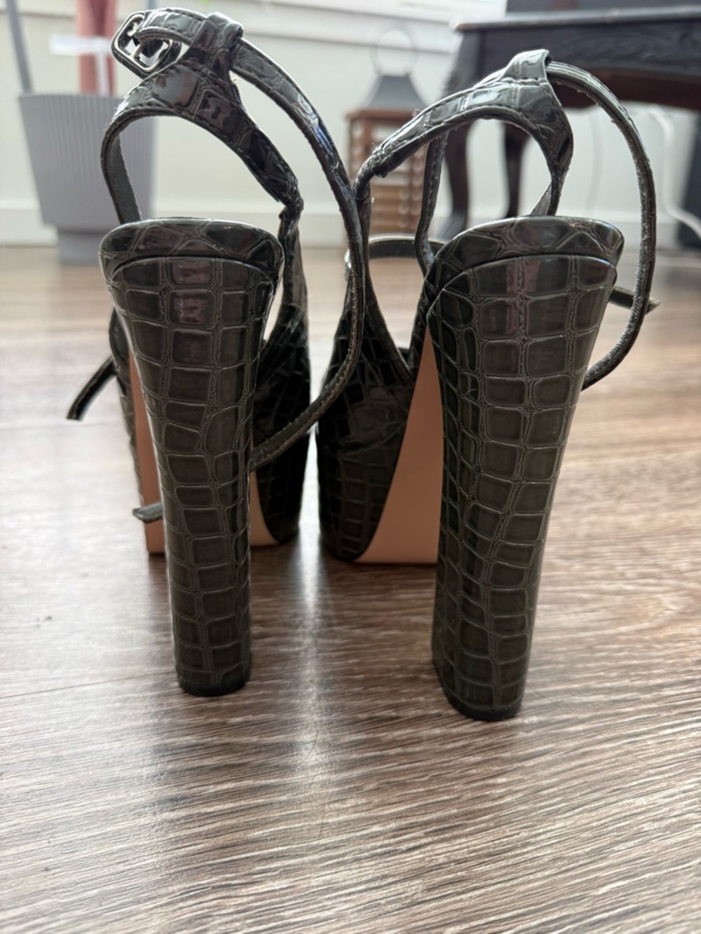 NWT Steve Madden Croc Embossed Platform Heels Green Chunky Heels Size 6.5 - Picture 5 of 6